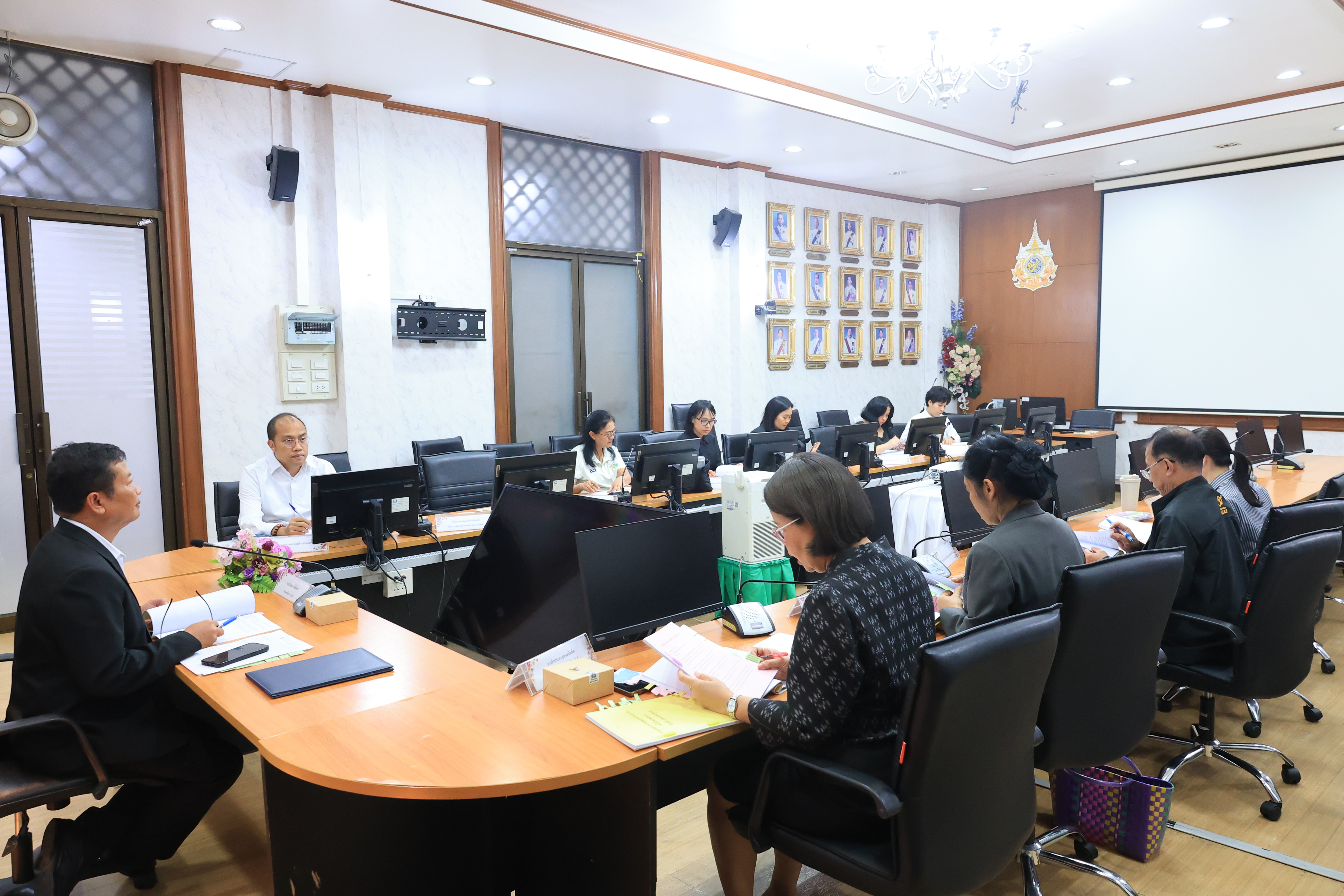 title - ส.ป.ก. ประชุมคณะกรรมการกลั่นกรองผลการประเมินประสิทธิภาพและประสิทธิผลการปฏิบัติงานของลูกจ้างประจำ ส.ป.ก. ส่วนกลาง